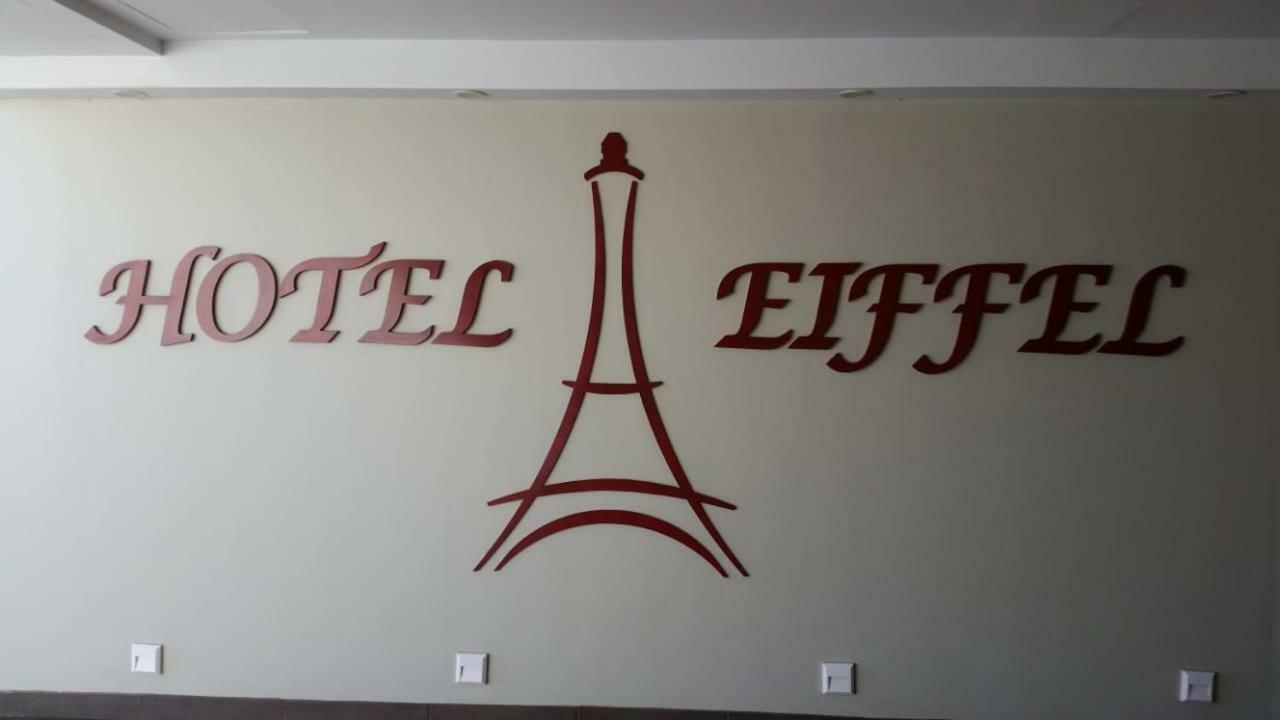 Hotel Eiffel Ensenada Extérieur photo
